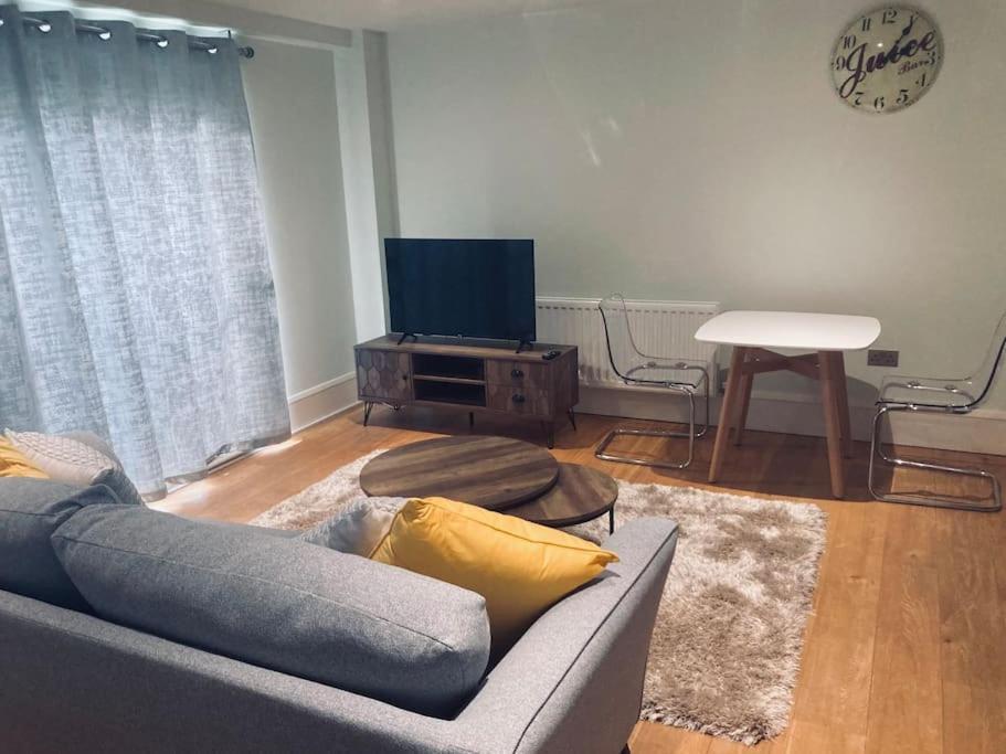 Ormeau Road Stylish Double Bedroom Luxury Apartment Белфаст Экстерьер фото
