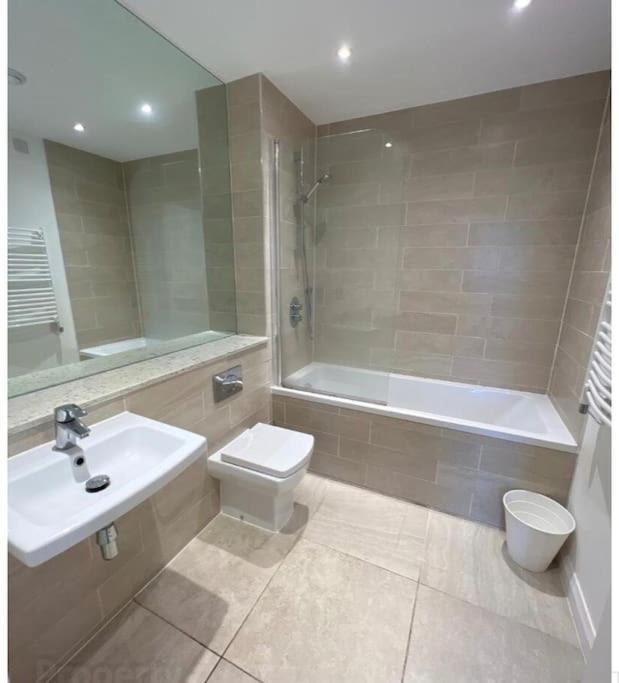 Ormeau Road Stylish Double Bedroom Luxury Apartment Белфаст Экстерьер фото